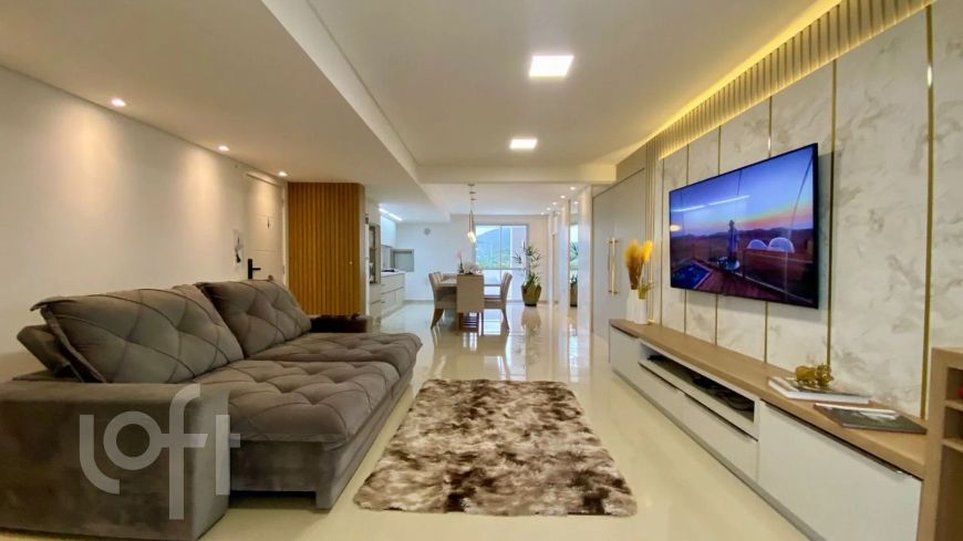 Apartamento à venda em Praia de Fora com 252 m², 4 quartos, 4 suítes, 3 vagas