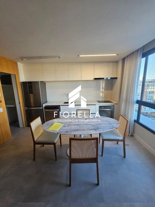 Apartamento com 03 dormitórios, sendo 03 suítes na Cidade Universitária Pedra Branca - Palhoça/SC