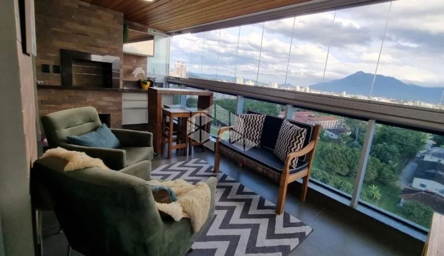 APARTAMENTO COM 3 QUARTOS COM SACADA NO PAGANI - PALHOÇA/SC