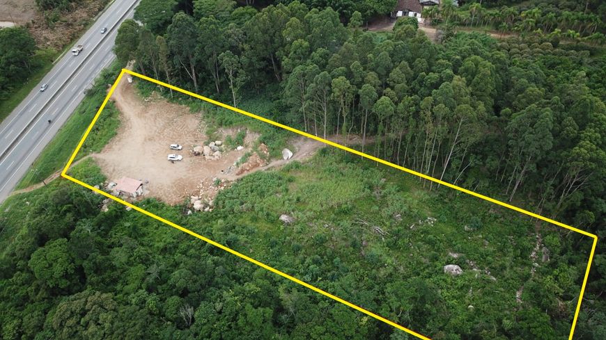 EXCELENTE TERRENO A VENDA! VIABILIDADE COMERCIAL E RESIDENCIAL DE FRENTE BR 101 NA PRAIA DE FORA