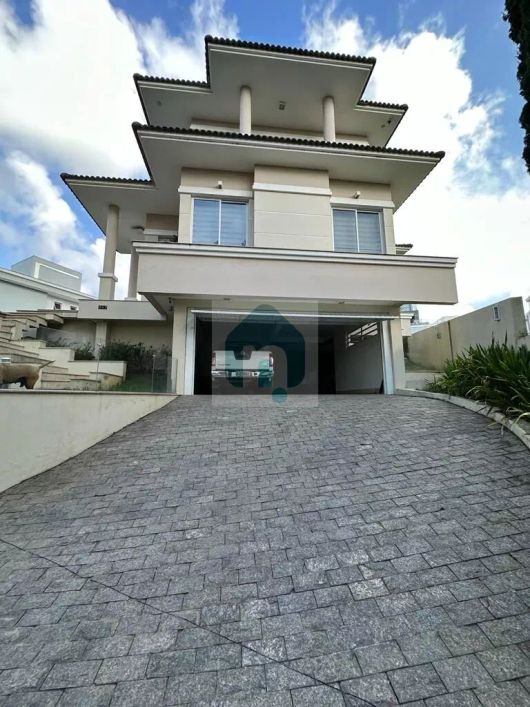 Casa triplex alto padrão, 3 suítes, Pedra Branca, Palhoça SC - CA188-149