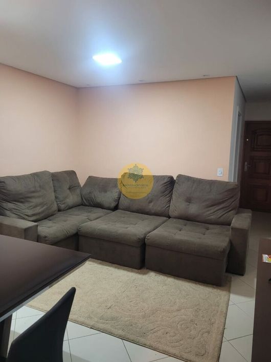 Ótimo apartamento de 02 dormitórios e 01 vaga na Vila do Castelo