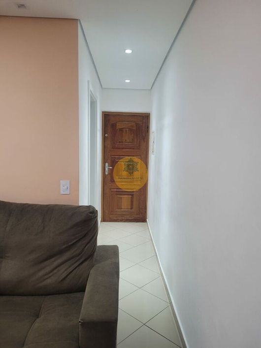 Ótimo apartamento de 02 dormitórios e 01 vaga na Vila do Castelo