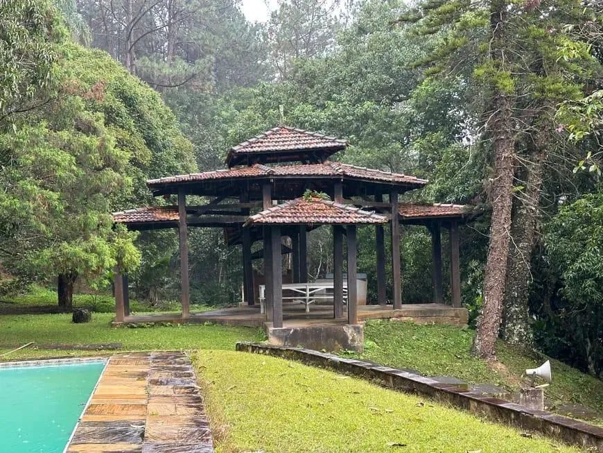 Sítio para Venda em Atibaia, Iara, 2 dormitórios, 1 suíte, 2 banheiros