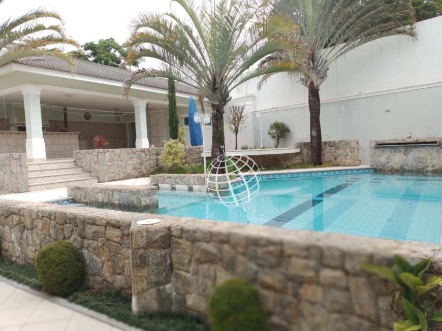 Casa com 4 dormitórios à venda, 606 m² por R$ 2.400.000,00 - Vila Santista - Atibaia/SP