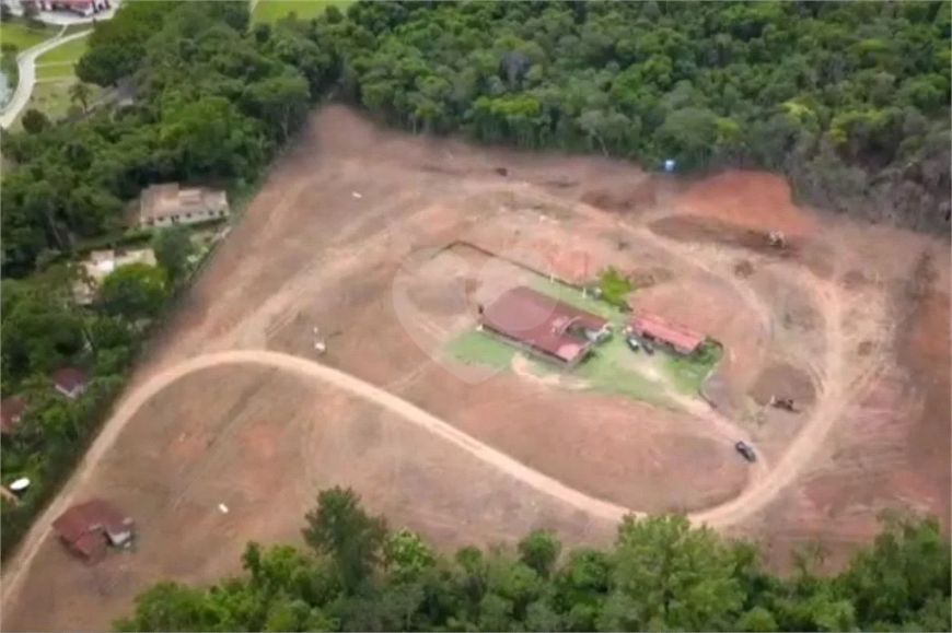 Sítio com 3 quartos à venda em Ribeirão Dos Porcos - SP
