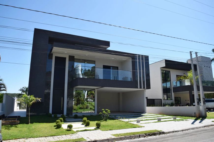 Casa à venda no Condomínio Shambala II em Atibaia