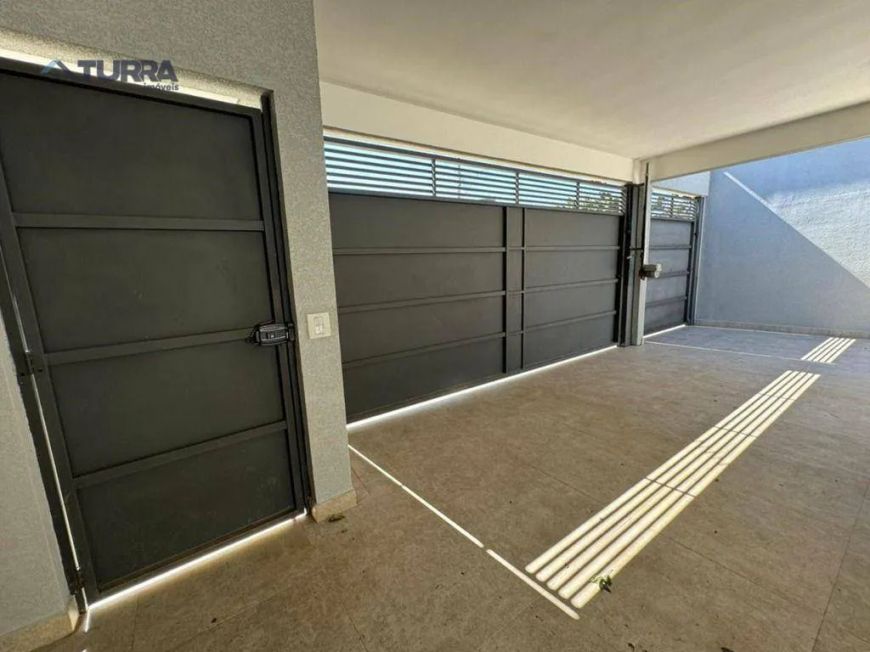 Casa com 3 suítes à venda de 400 m² no Vila Petrópolis em Atibaia/SP - CA5683.