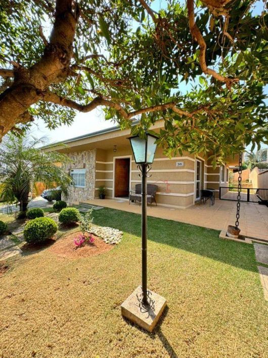 Casa 3 dorms 1 suíte Atibaia em Condomínio fechado | 6 vagas | Condomínio Serra da Estrela | qualida