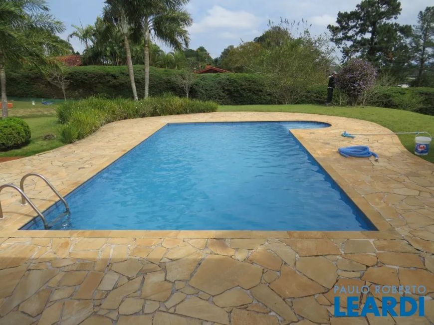 CASA EM CONDOMÍNIO - PARQUE RIO ABAIXO - SP