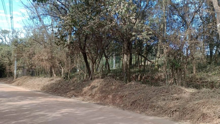 Lote/Terreno em Jardim Maracanã