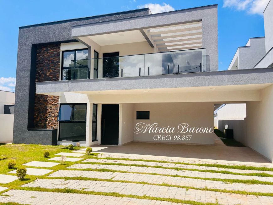 Linda casa á venda no Condomínio Figueira Garden em Atibaia !!!