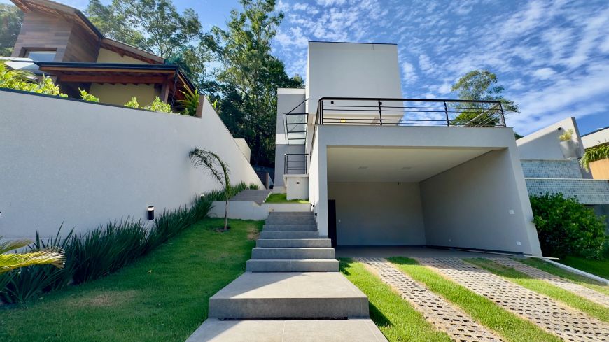 Linda casa á venda no Condomínio Quintas da Boa Vista em Atibaia -SP !!!