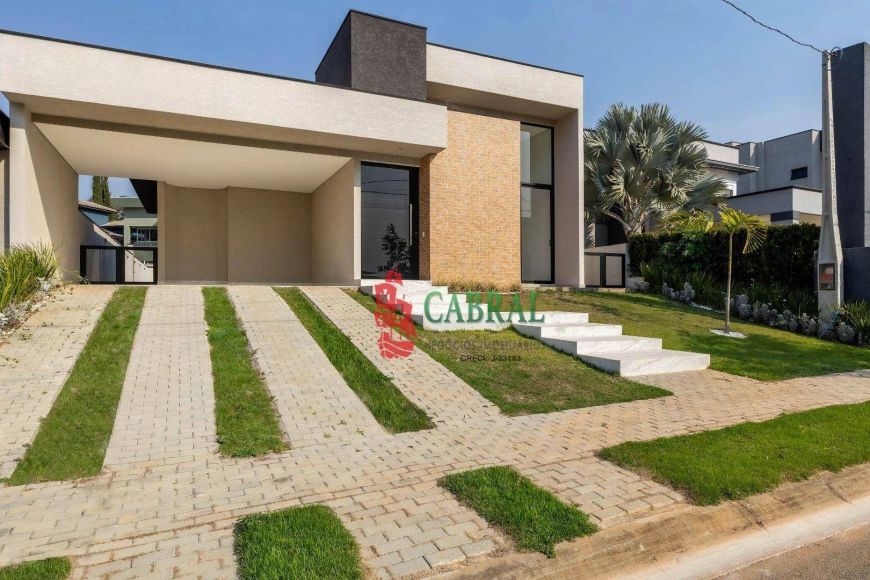 Casa com 3 dormitórios à venda, 280 m² por R$ 2.700.000,00 - Condomínio Figueira Garden - Atibaia/SP