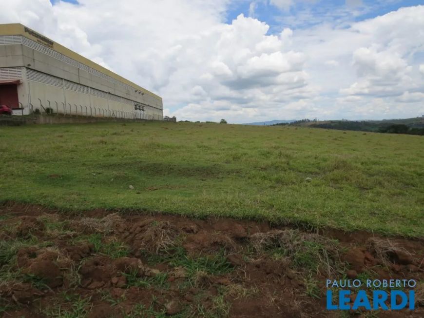 AREA - PARQUE RIO ABAIXO - SP