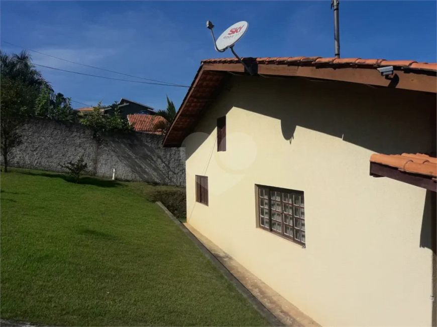 Chácara com 3 quartos à venda em Loteamento Pedra Bela - SP