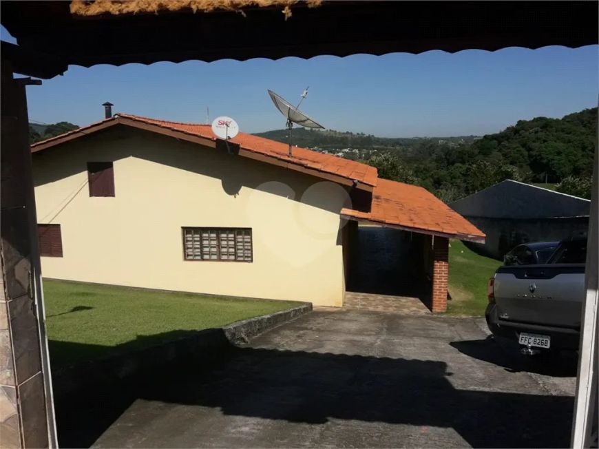 Chácara com 3 quartos à venda em Loteamento Pedra Bela - SP