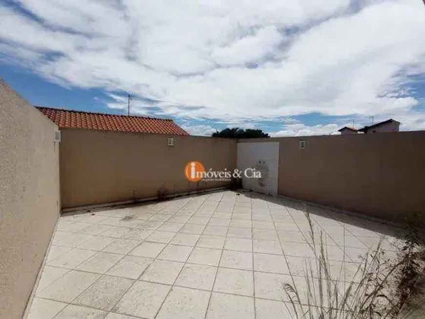 Casa em bairro nobre de Atibaia-SP com 180m² e varanda com linda vista