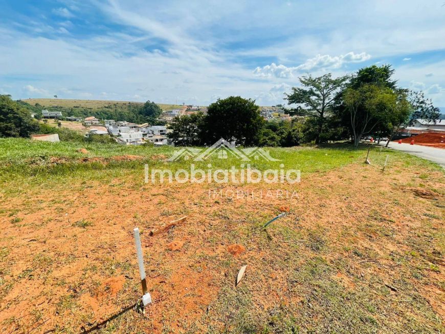 Terreno à venda com projeto de construção aprovado - Shambala III - 1040m²