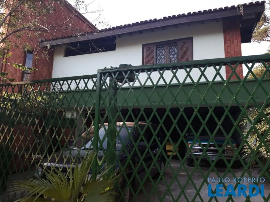CASA ASSOBRADADA - VILA ESPERIA OU GIGLIO - SP