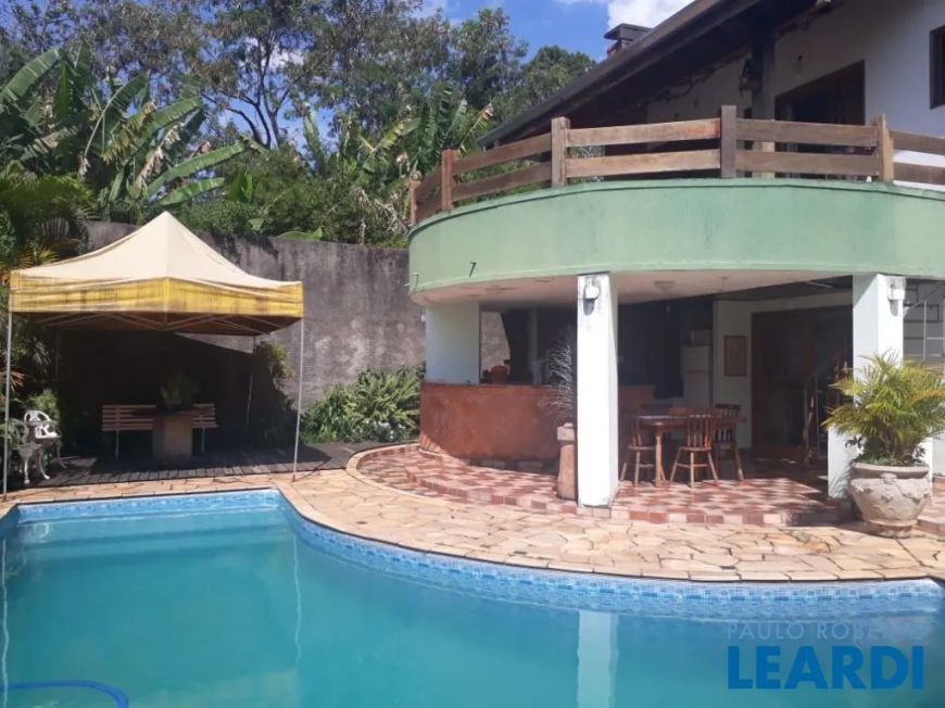CASA ASSOBRADADA - VILA ESPERIA OU GIGLIO - SP
