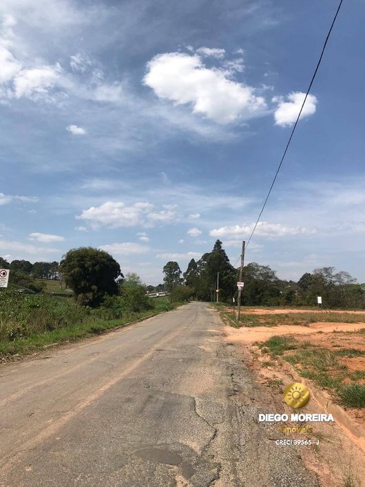 Área á venda em Atibaia escriturado com 20.000 m²