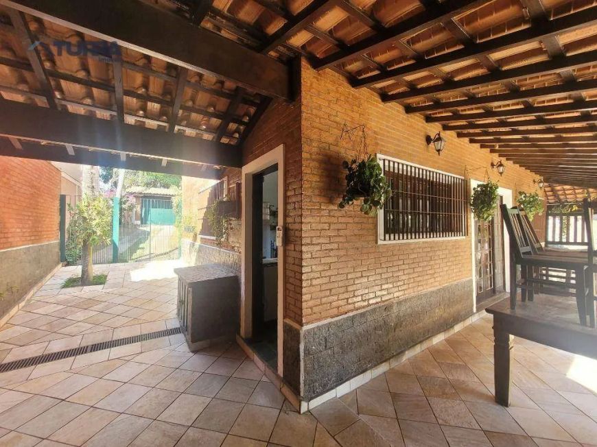 Chácara com 3 dormitórios à venda de 1200 m² no Parque Piracema em Atibaia/SP - CH0203