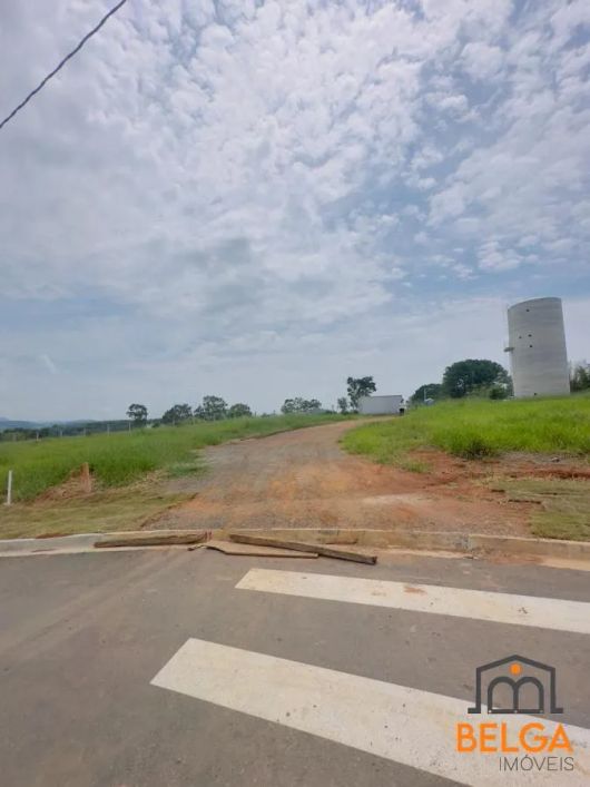 Terreno em Condomínio para Venda em Atibaia, Condomínio Elementum