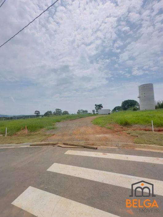 Terreno em Condomínio para Venda em Atibaia, Condomínio Elementum