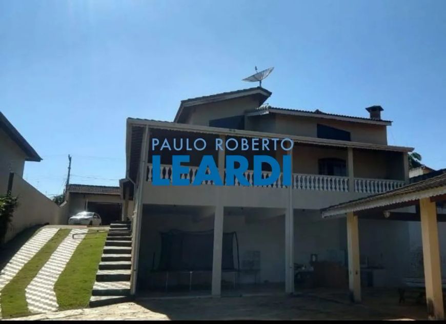 CASA ASSOBRADADA - JARDIM ESTÂNCIA BRASIL - SP