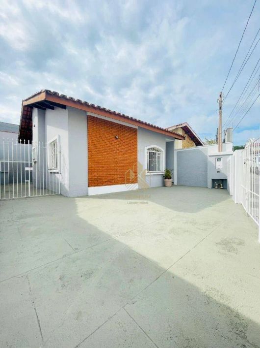 Casa com 2 dormitórios à venda, 64 m² por R$ 460.000,00 - Jardim do Alvinópolis - Atibaia/SP