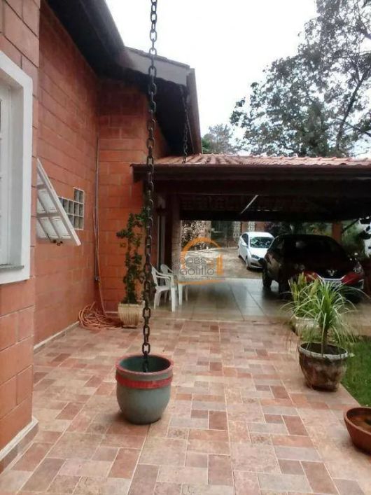 Chácara com 3 dormitórios à venda, 2006 m² por R$ 1.600.000 - Jardim Estância Brasil - Atibaia/SP