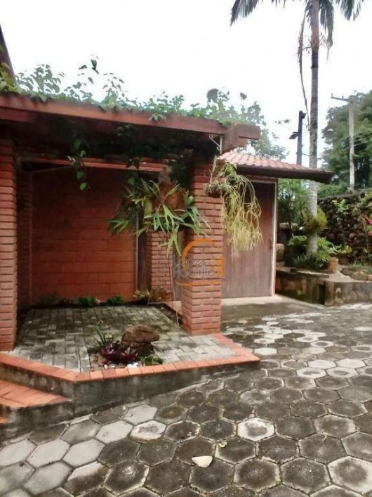 Chácara com 3 dormitórios à venda, 2006 m² por R$ 1.600.000 - Jardim Estância Brasil - Atibaia/SP