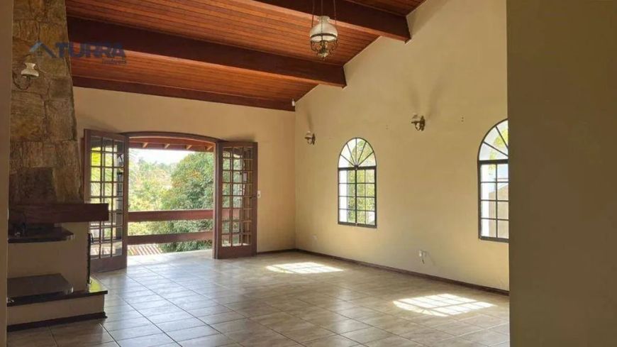 Chácara com 3 dormitórios à venda de 3540 m² no Jardim Estância Brasil em Atibaia/SP - CH0204