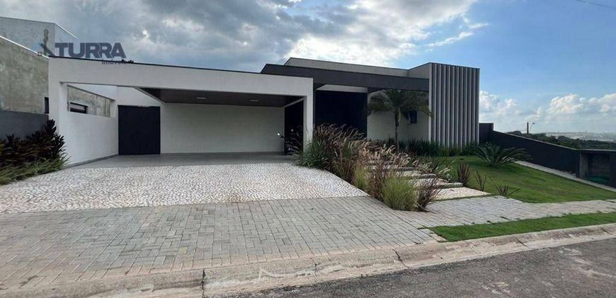 Casa com 4 suítes à venda de 356 m² no Condomínio Shambala III em Atibaia/SP - CA5442