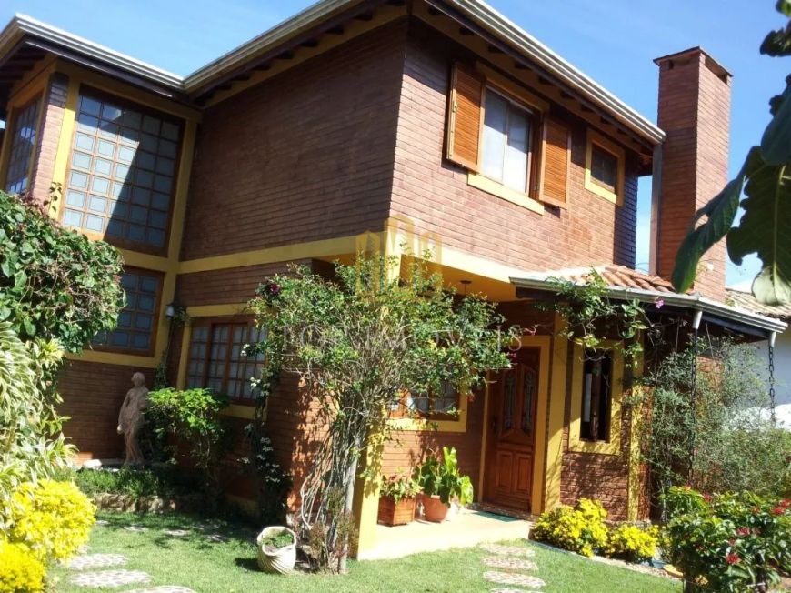 Chacara em condominio de alto padrão, com lazer completo