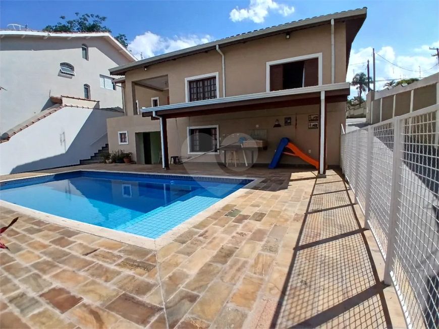 Casa com 5 quartos à venda em Vila Santista - SP