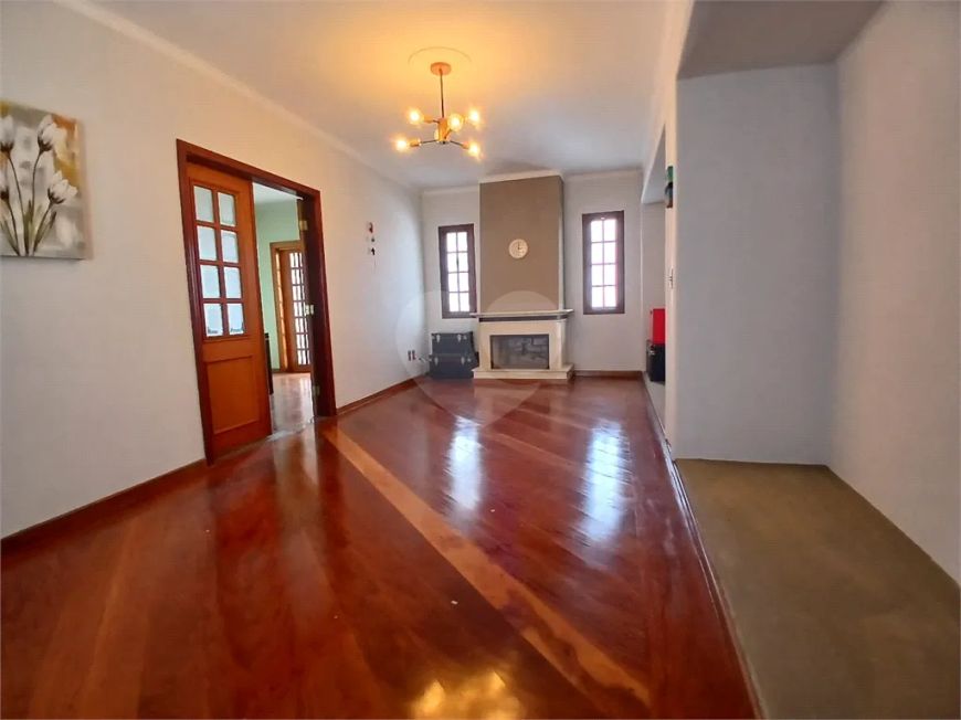 Casa com 5 quartos à venda em Vila Santista - SP