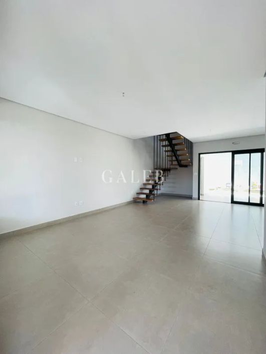 Casa à venda em Atibaia-SP, Vila Esperia Ou Giglio: com 3 suítes, 2 salas, 4 banheiros, 2 vagas de g