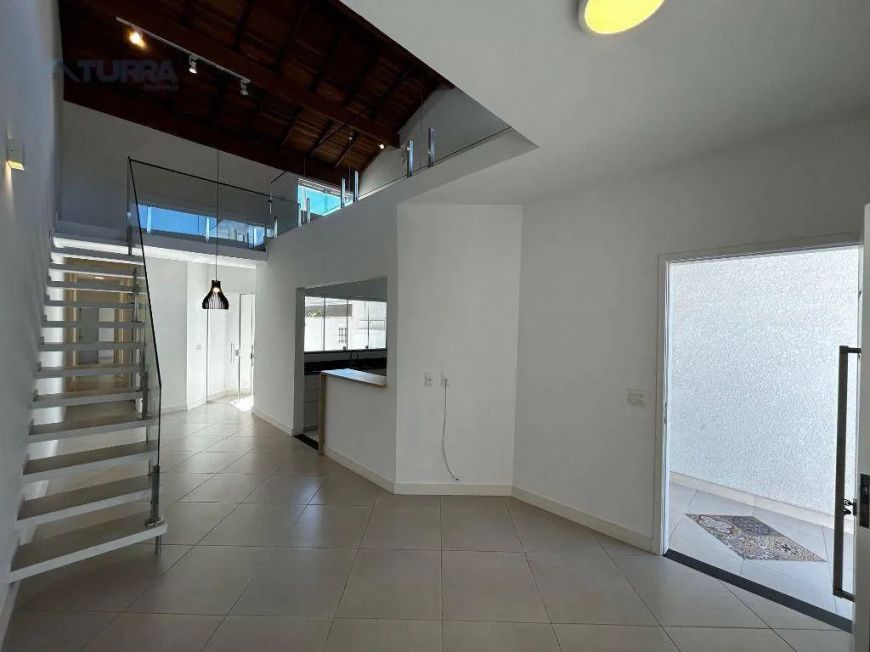 Casa com 3 dormitórios à venda de 93 m² no Jardim Jaraguá em Atibaia/SP - CA5803.