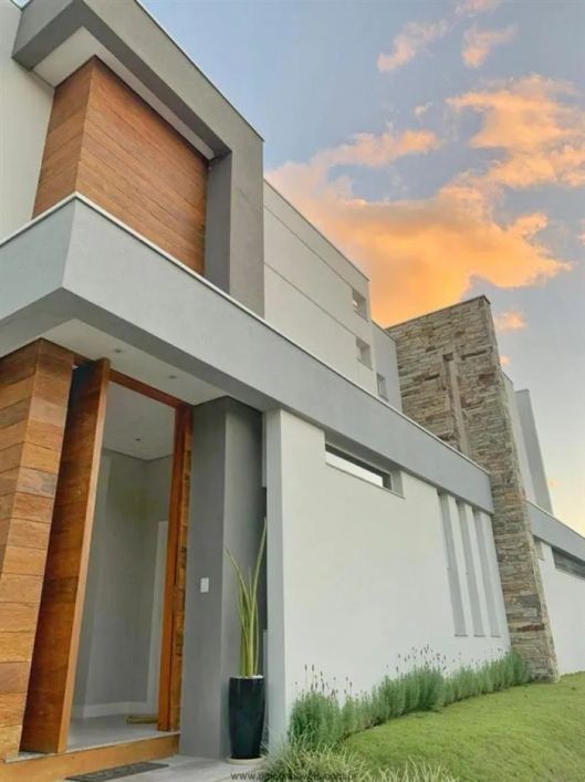 Casa alto padrão em condomínio