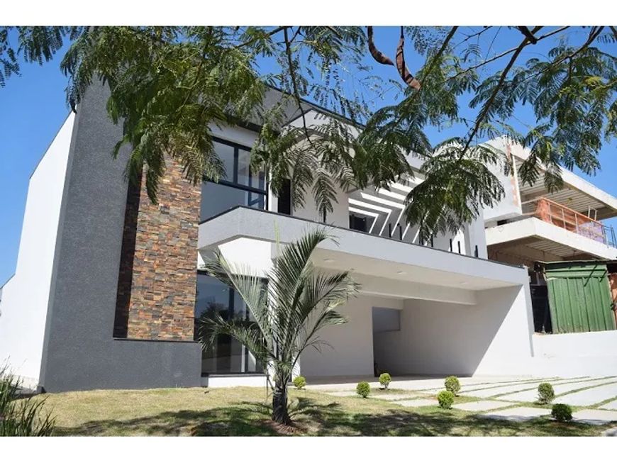 Casa térrea nova com piscina, 4 dormitórios, 1 suíte em 600 m² de terreno em Atibaia - SP