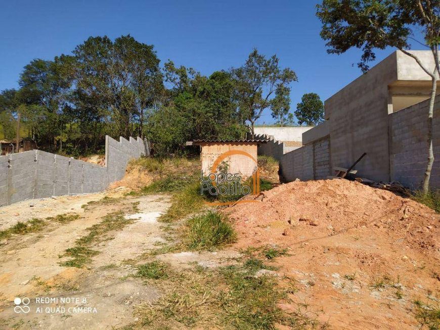 Lindo terreno à venda em bairro arborizado em Atibaia!!