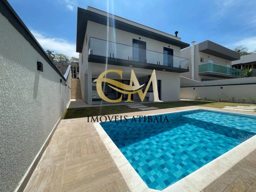 Linda casa em condomínio em Atibaia