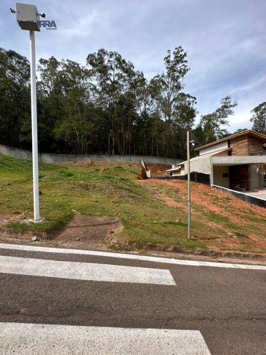 Terreno à venda de 600 m² no Condominio Quintas da Boa Vista em Atibaia/SP - TE2257
