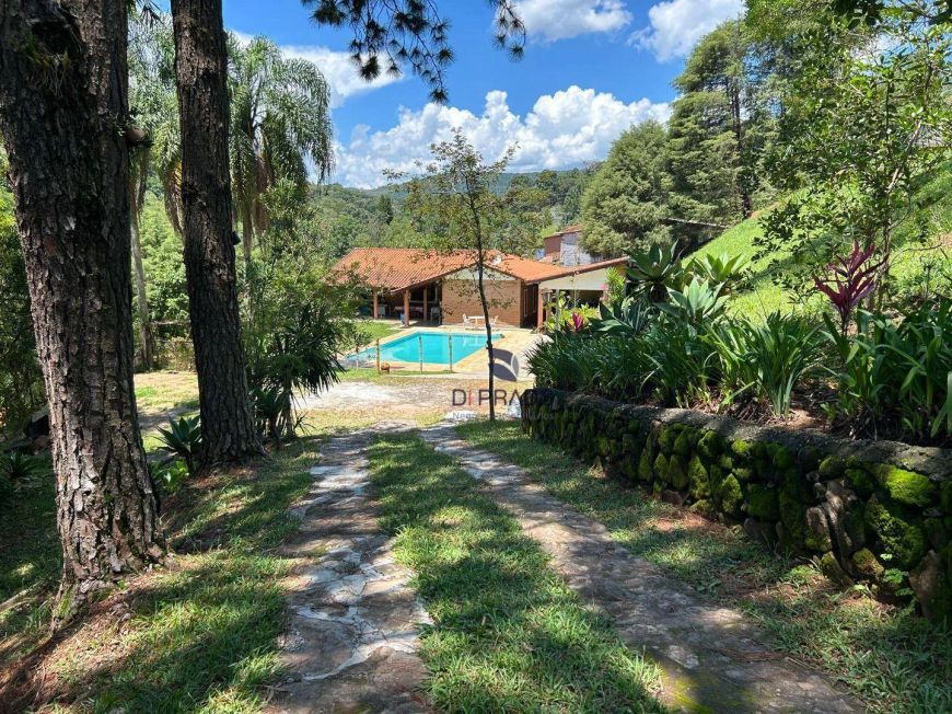 Oportunidade Única em Atibaia- São Paulo , sitio com 15.000m², lago com nascente própria , 2 casas,