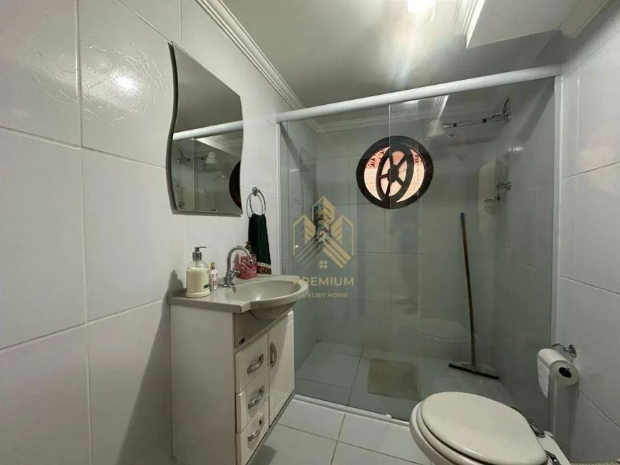 Chácara com 4 dormitórios à venda, 2000 m² por R$ 1.400.000,00 - Jardim Estância Brasil - Atibaia/SP