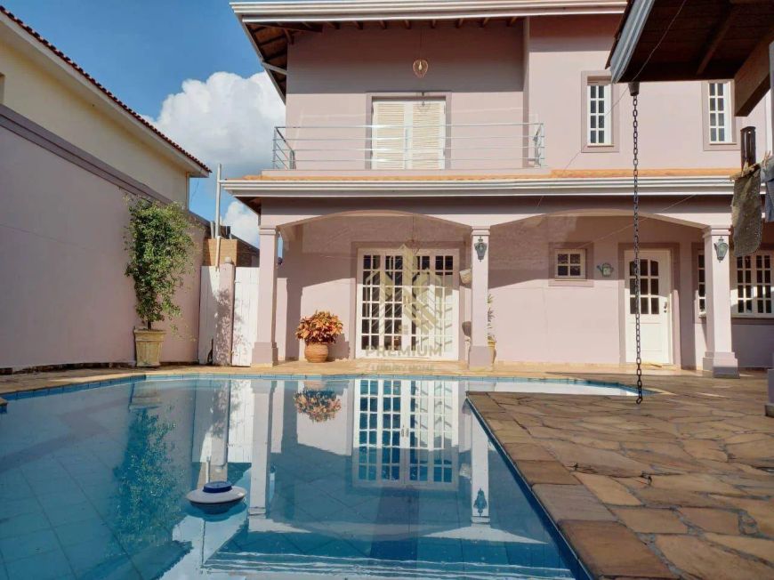 Casa com 3 dormitórios à venda, 343 m² por R$ 1.850.000,00 - Jardim Itaperi - Atibaia/SP