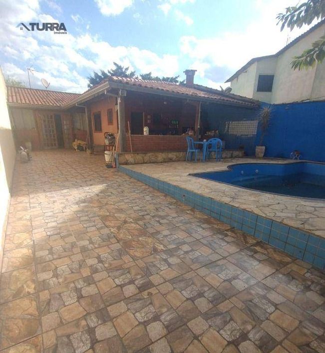 Casa com 2 dormitórios à venda de 170 m² no Jardim Alvinópolis em Atibaia/SP - CA5335