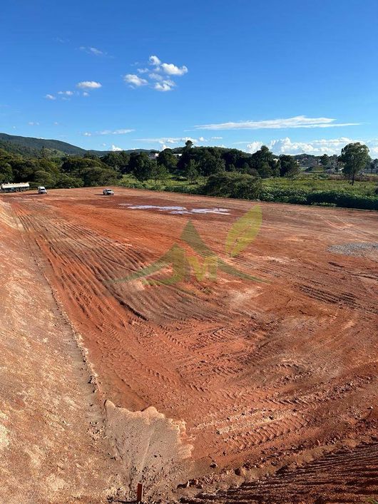 Oportunidade Imperdível de Investimento Imobiliário em Atibaia